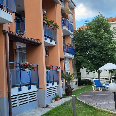 в комплекс елит Słoneczny Brzeg